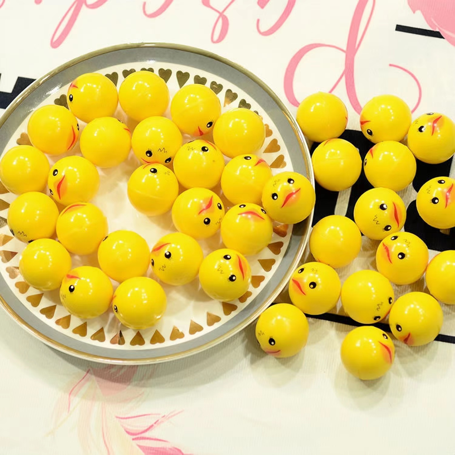 32 mm springende Bälle, Kunsts – Party Games Egg Bewertung und Preis